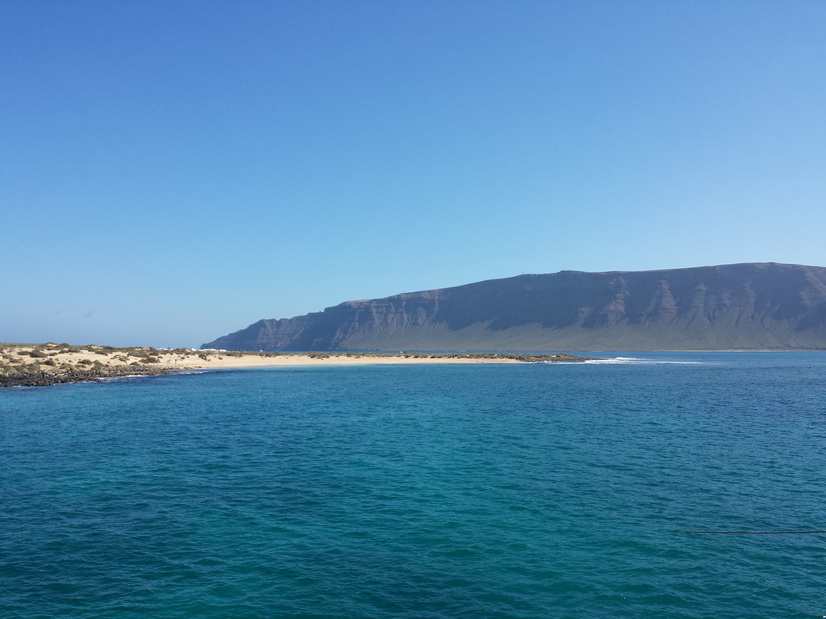 Lanzarote La Graciosa Bocas de la Pardela Crater + Caldera