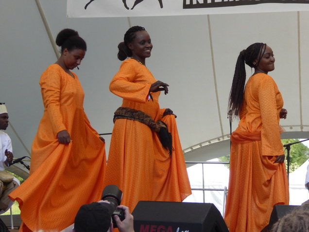 &nbsp;&nbsp;MATONA & THE ZANZIBAR TAARAB ORCHESTRAMATONA & THE ZANZIBAR TAARAB ORCHESTRA