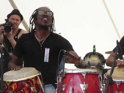 &nbsp;&nbsp;Osian Del Monte  Cuba spirtitual Street Dancing Musik Osian Del Monte  Cuba spirtitual Street Dancing Musik 