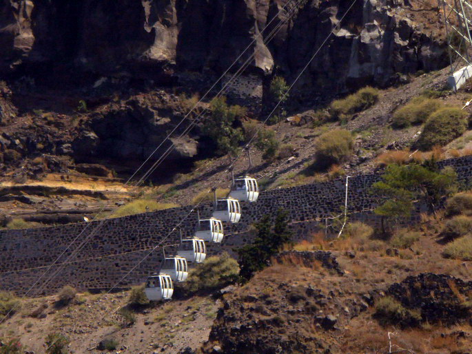 Santorini Santorin Santorin Seilbahn Aufstieg Eselweg 