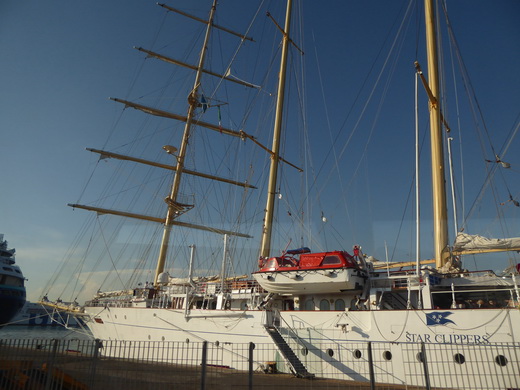   Rom Civitaveccia Hafen Küste Strand Rom Civitaveccia Hafen Küste Strand Hafenmole 2 Fähren  6 Schiffe + Starclipper 